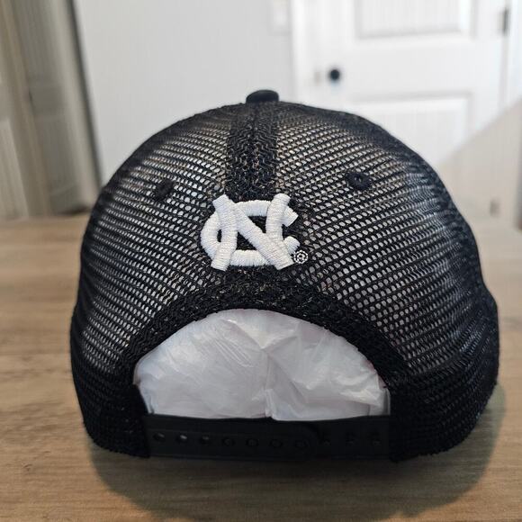 North Carolina Tar Heels Snapback Trucker Hat Cap Black UNC Embroidered TOW - Picture 5 of 9